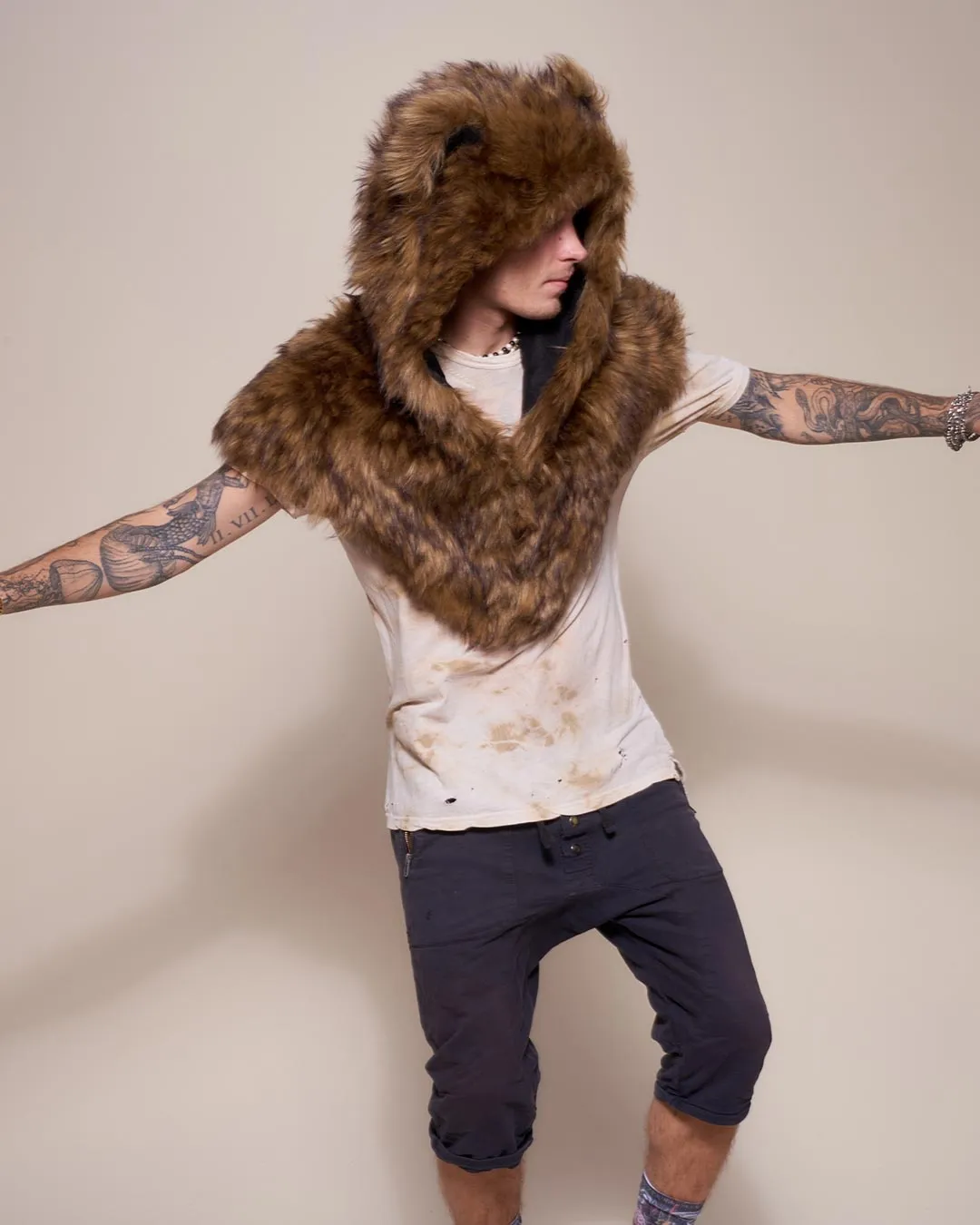 Grizzly Bear Collector Edition Faux Fur Shawl | Men's